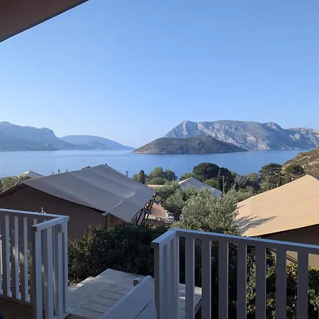 Hotel Chez Yaya - Sea View Luxury Emborios