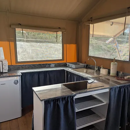 Chez Yaya - Sea View Luxury Hotel *