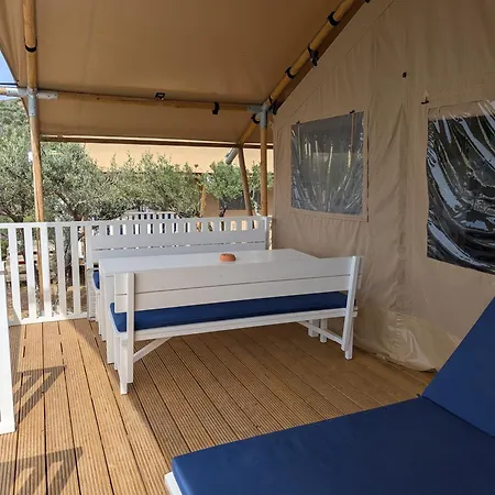 Chez Yaya Sea Luxury tent Emborios