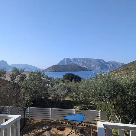 Chez Yaya Sea Emborios