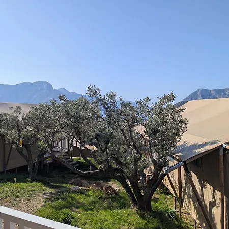 Luxury tent Chez Yaya Sea *