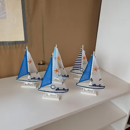 Chez Yaya Sea * Emborios
