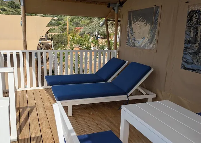 Chez Yaya - Sea View Luxury * Emboriósz